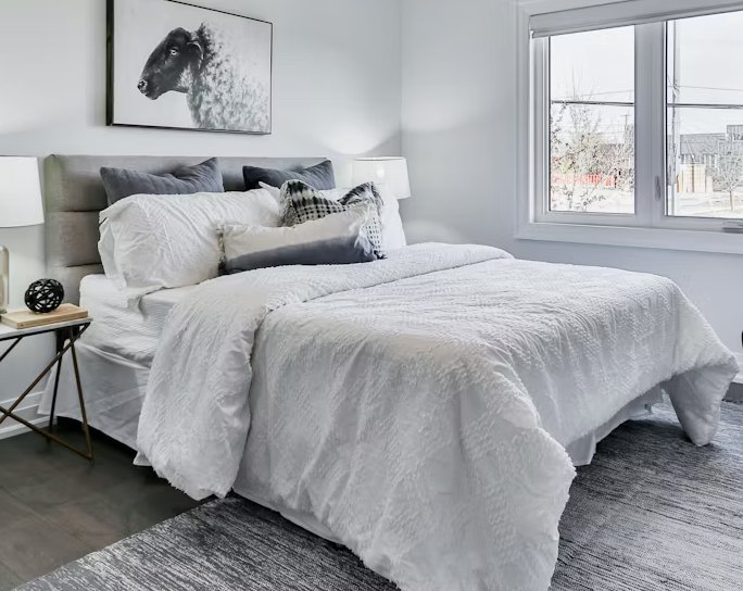 Queen Size Bed Frame & Mattress